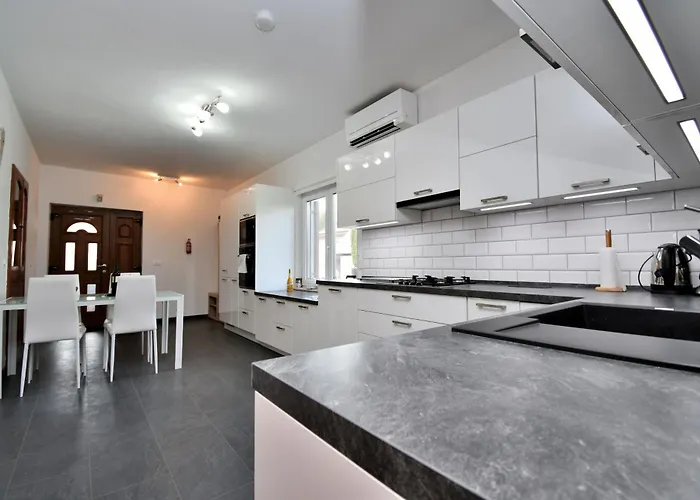 Tatil Evi House Lili